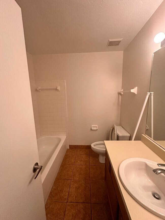 Building Photo - 360 NW 48th Blvd