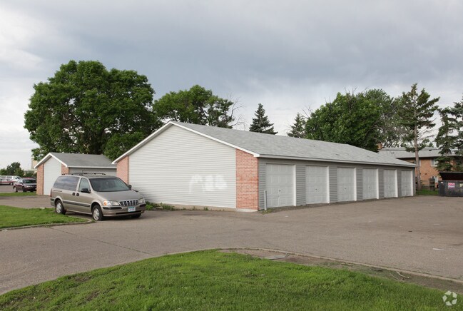 Building Photo - 7600 Cedar Ave S