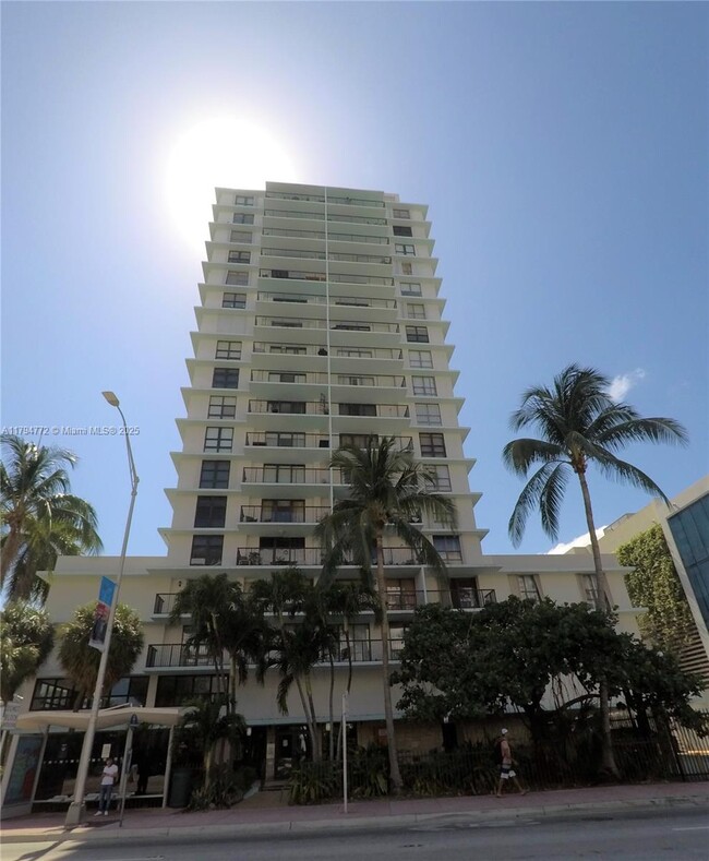 Building Photo - 1800 Collins Ave