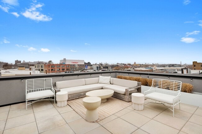 Building Photo - 95 Grattan St