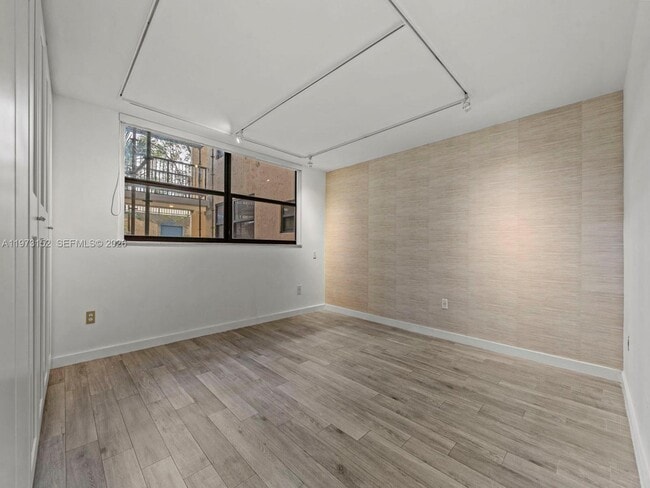 Building Photo - 55 Ocean Ln Dr