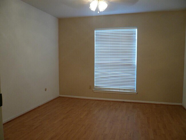 Building Photo - 8801 Hammerly Blvd