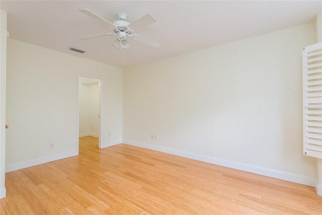 Building Photo - 2876 Bayshore Trails Dr