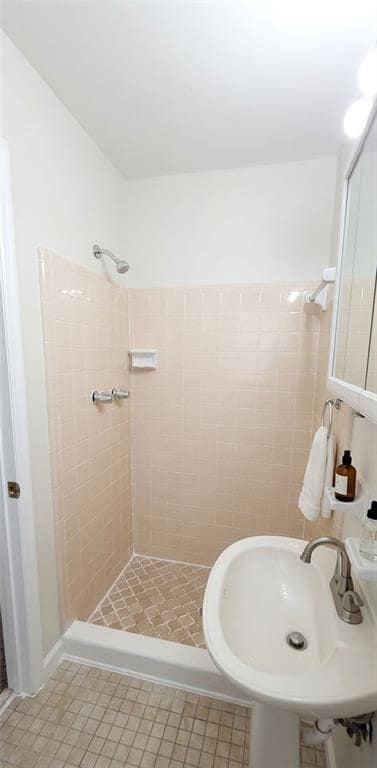 Building Photo - 2866 Manor Ct