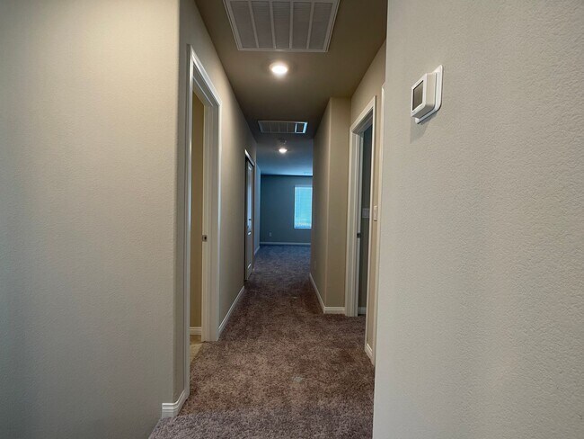 Building Photo - Brand New, Never Lived in House, located in the Southwest!