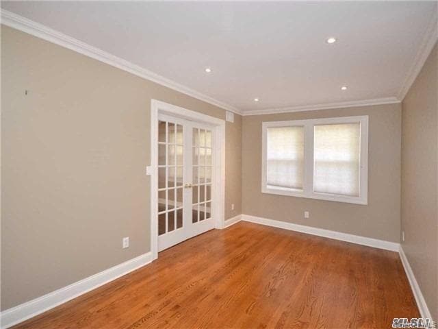 Building Photo - 25 Gaynor Ave