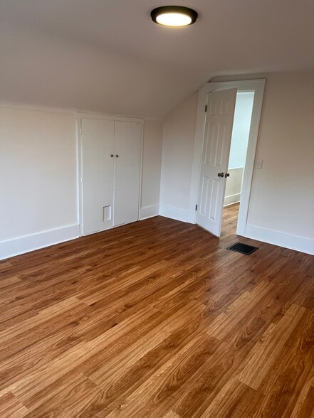 Building Photo - 905 Klem Rd