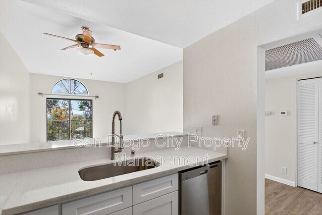 Building Photo - 3980 Faircross Pl