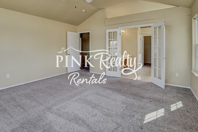 Building Photo - Gorgeous 5-Bedroom Home in Woodmen Hills w...