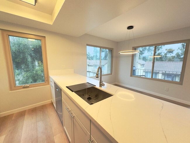 Building Photo - FULLY REMODELED: Spacious 3 bedroom condo in San Marcos With AC