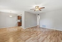 Building Photo - 1702 W Tuckey Ln