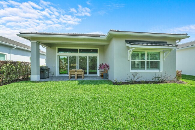 Building Photo - 138 Palma St