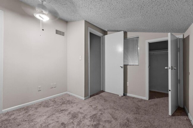 Building Photo - 2510 San Gabriel St