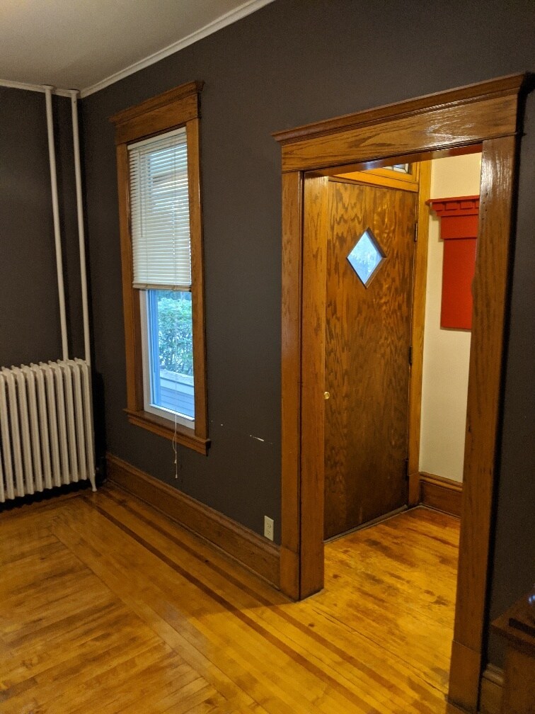 Building Photo - 2255 Pierce St NE