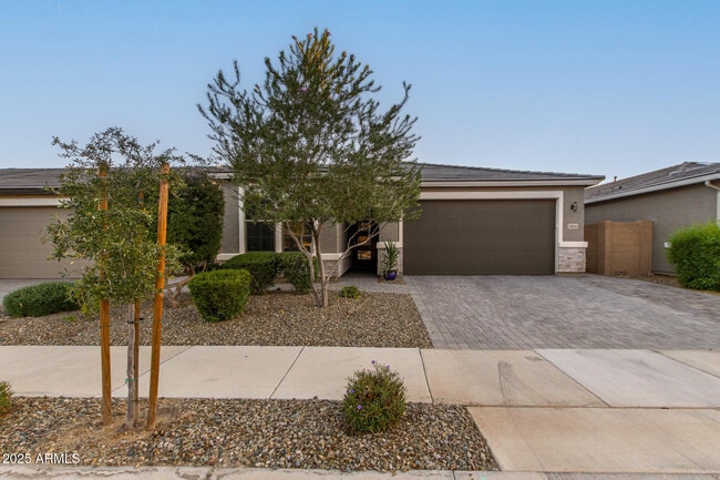 Building Photo - 18345 W Ipswitch Wy