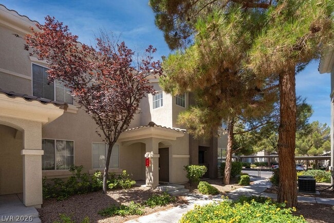 Building Photo - 9050 W Warm Springs Rd
