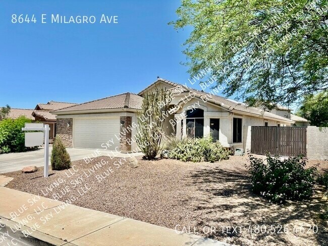 Building Photo - 8644 E Milagro Ave