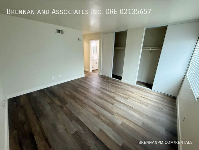 Building Photo - 9046 Ildica St