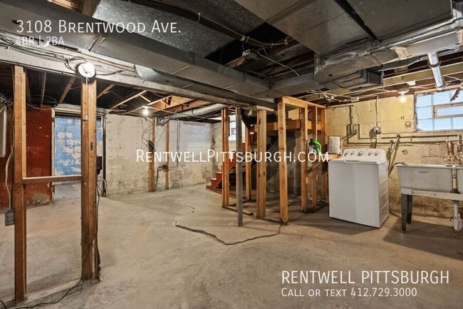 Building Photo - 3108 Brentwood Ave