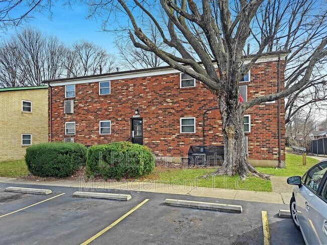 Building Photo - 1711 Valley Forge Way