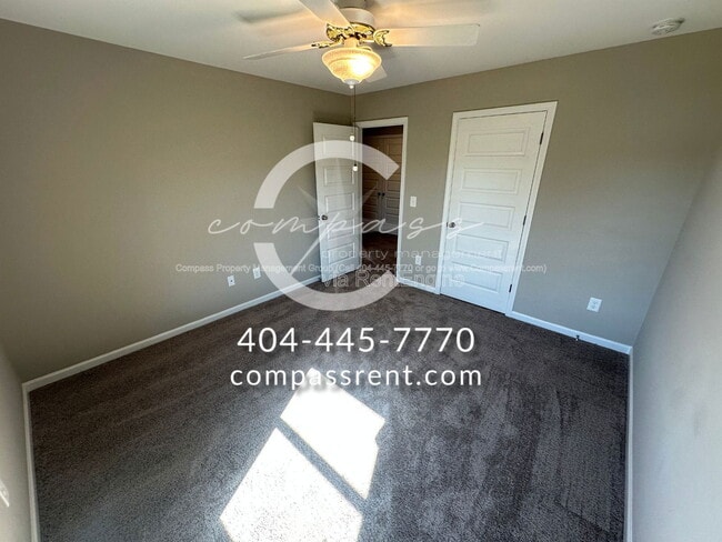 Building Photo - 112 Squarewood Ln NW