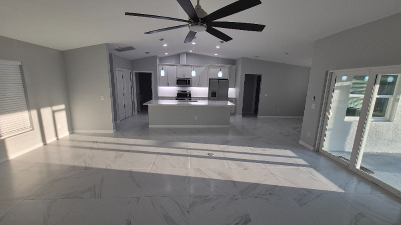 Building Photo - 661 Myra Ln NW