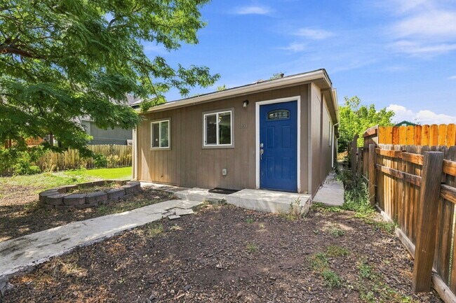 Building Photo - $2,800.95 with $300 Off the first month's rent, 3 Beds - 2 Baths, Single Family Home in Denver wi...