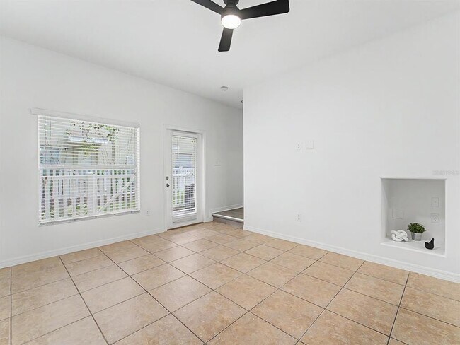 Building Photo - 8518 Gablebend Way