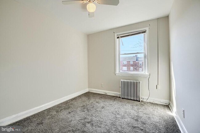 Building Photo - 5626 Midwood Ave