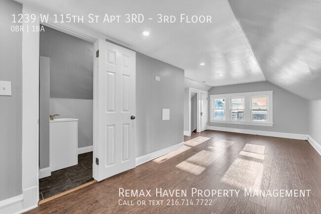 Building Photo - 1239 W 115th St