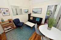 Building Photo - 721 10th Ave