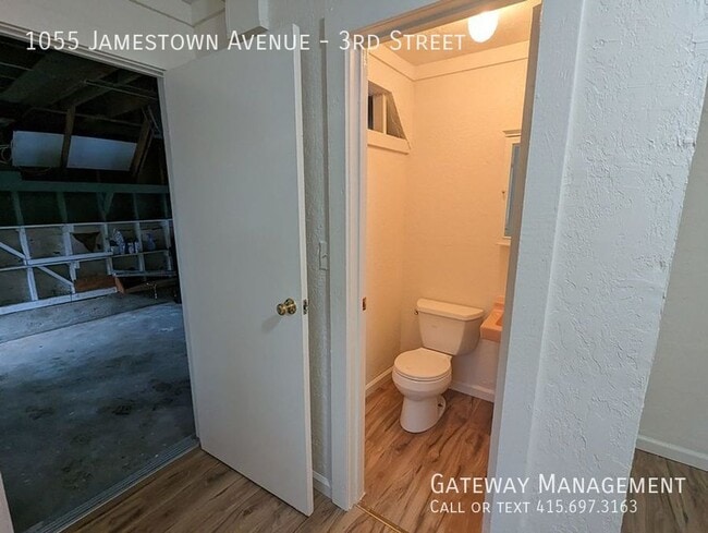 Building Photo - 1055 Jamestown Ave