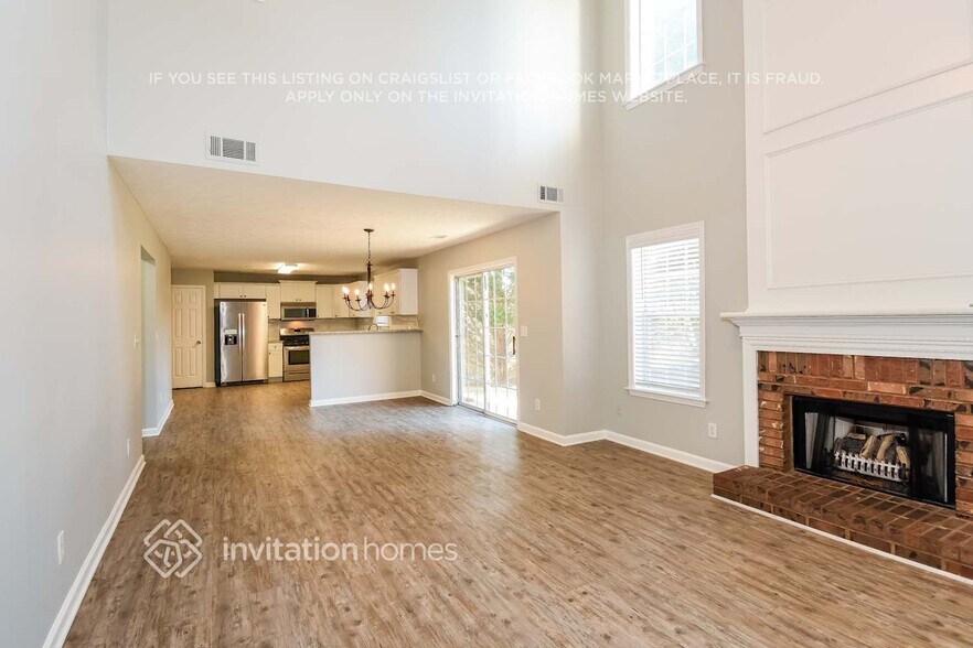 Building Photo - 5326 Spike Ln