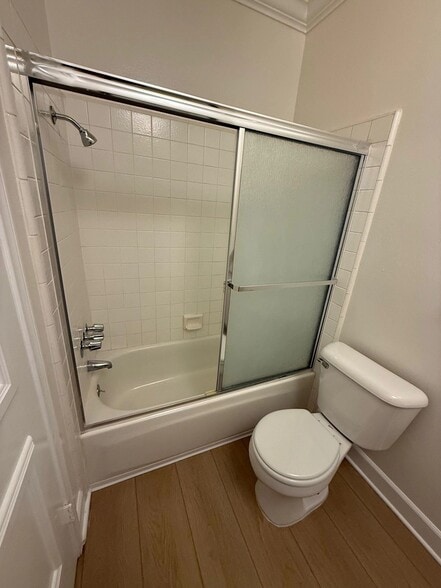 Building Photo - 1940 Malcolm Ave