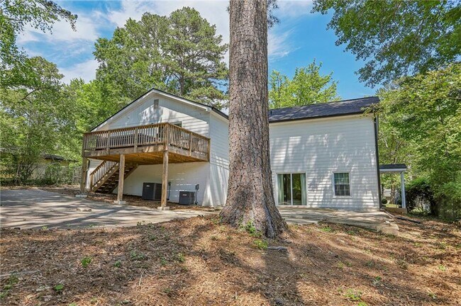 Building Photo - 3898 Skidmore Dr