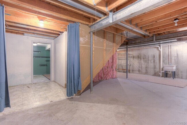 Building Photo - 3930 Dunning Rd