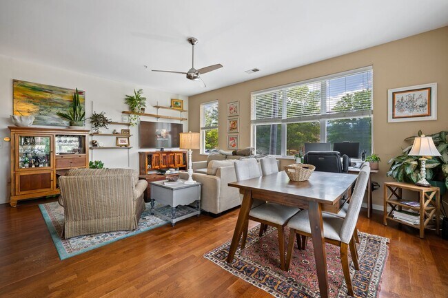 Building Photo - Price Reduced! Downtown Durham 1bd/1ba Corner-Unit Condo with On-Site Personal 1-Car Garage!