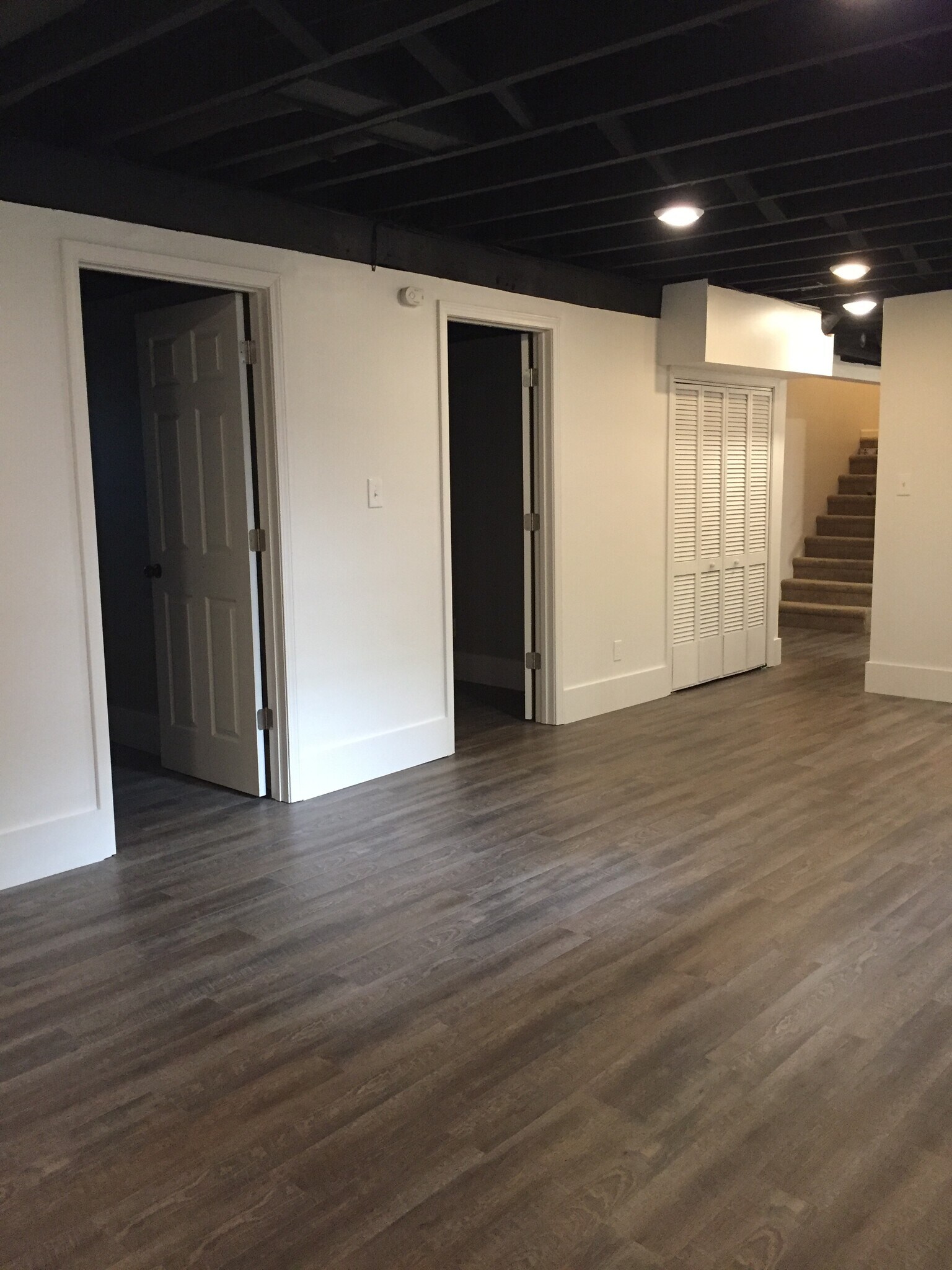 living room - 1511 Leavenworth St