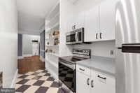 Building Photo - 641 N 16th St