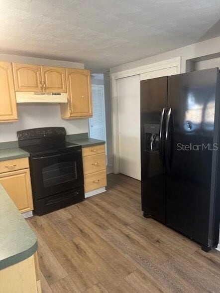 Building Photo - 3741 Kingsbury Dr