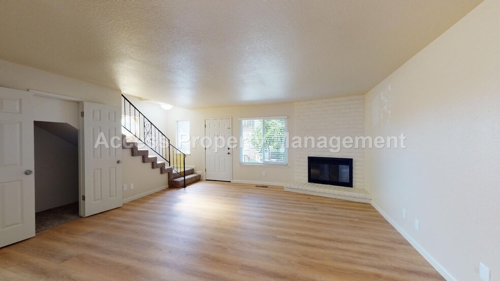 Building Photo - 237 Starr Ave