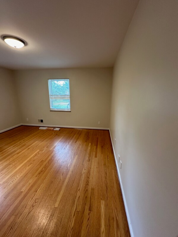 Building Photo - 3807 Leland Rd