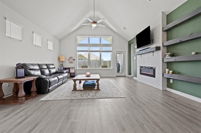 Building Photo - 12805 Albatross Pass