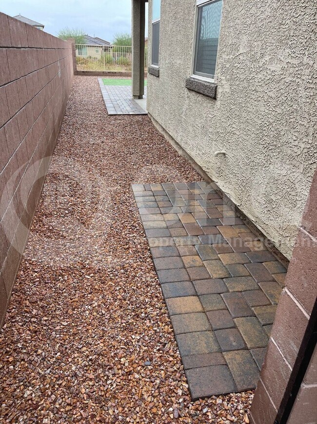 Building Photo - 7786 S New Strike Way