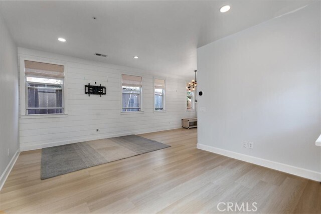 Building Photo - 62 Calle De Los Ninos