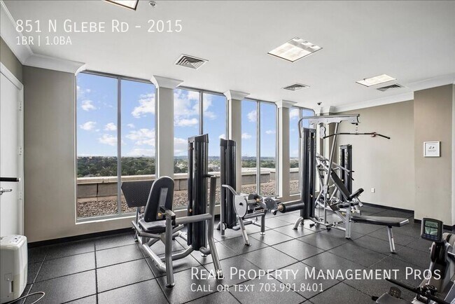 Building Photo - 851 N Glebe Rd