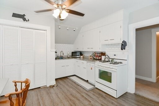 Building Photo - 90 Dean Ave