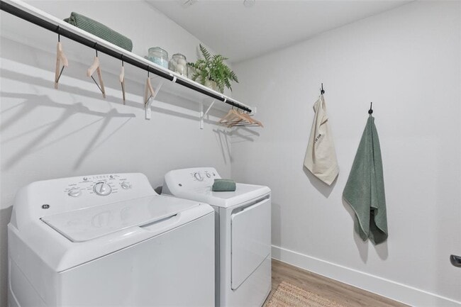 Building Photo - 9304 Felix Sparke Dr