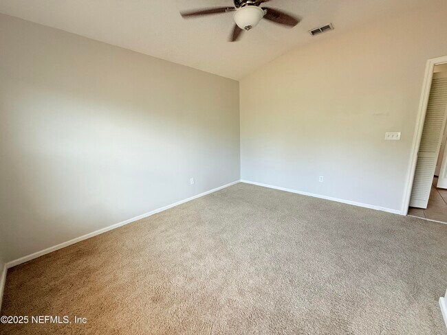 Building Photo - 14793 Falling Waters Dr
