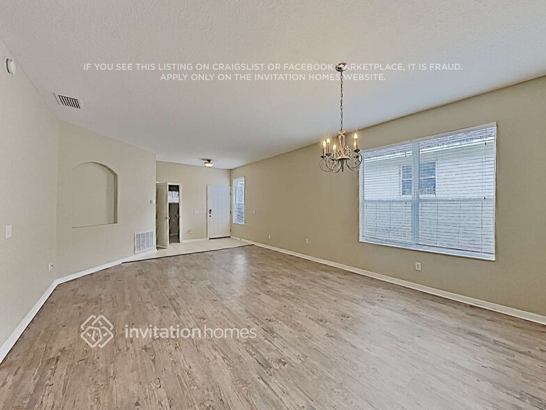 Building Photo - 10340 Avelar Ridge Dr